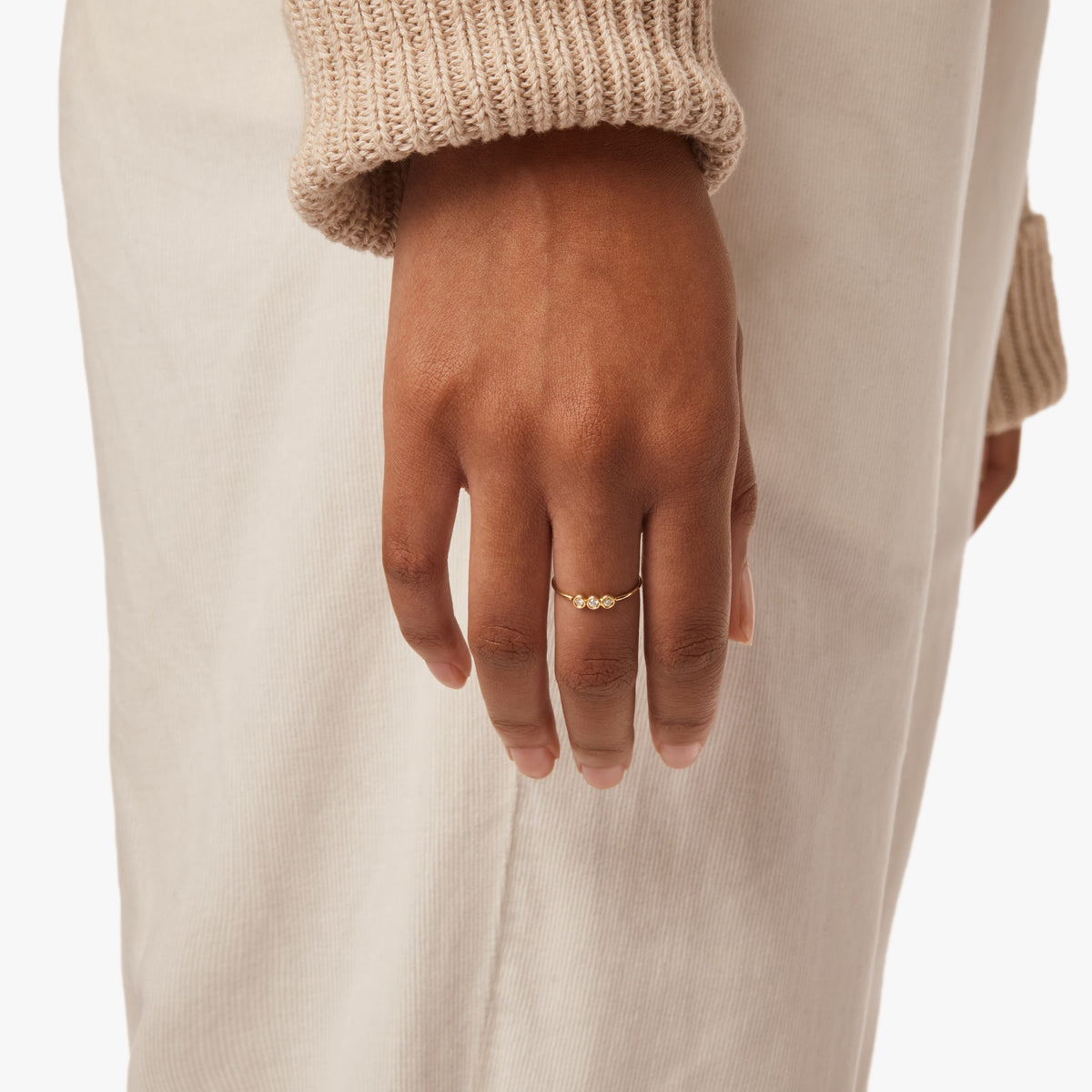Diamond 3 Stone Ring - Yellow Gold