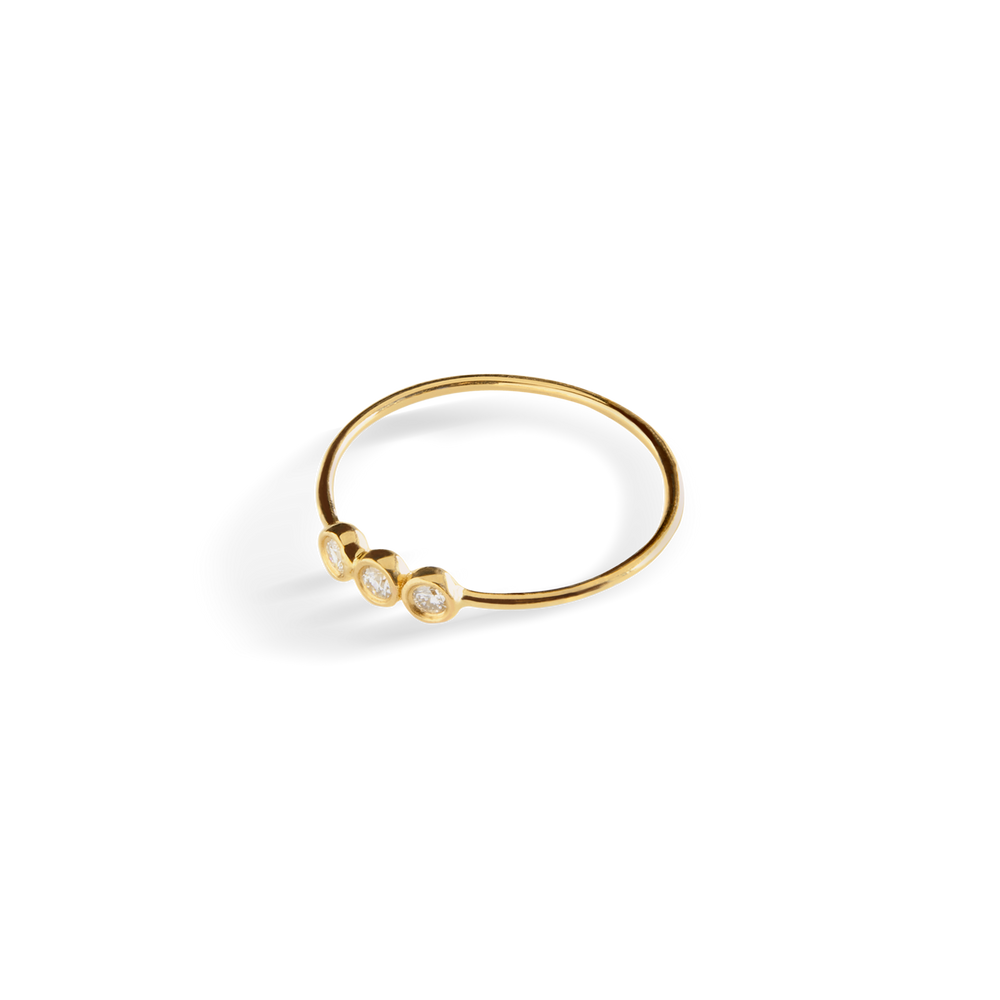 Diamond 3 Stone Ring - Yellow Gold