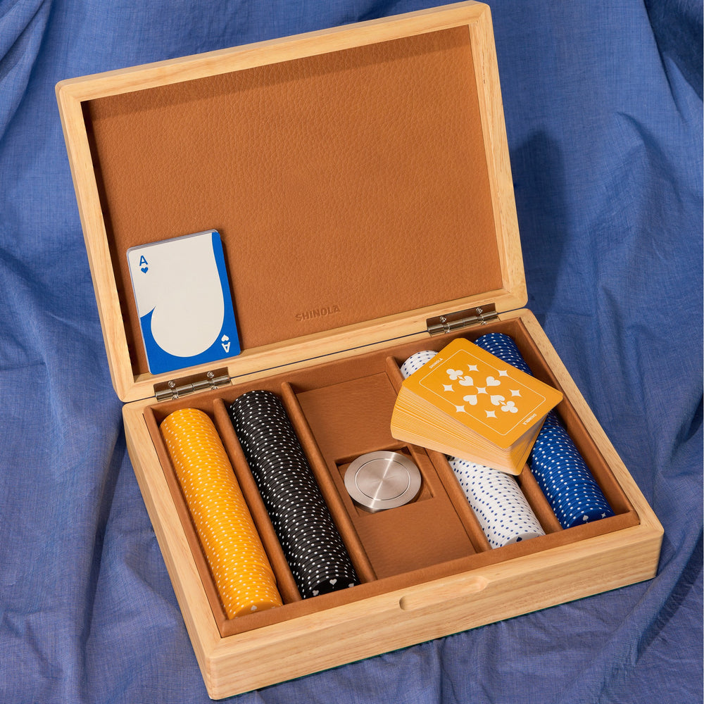 Lacquered Wood Poker Set - Cream / Blue