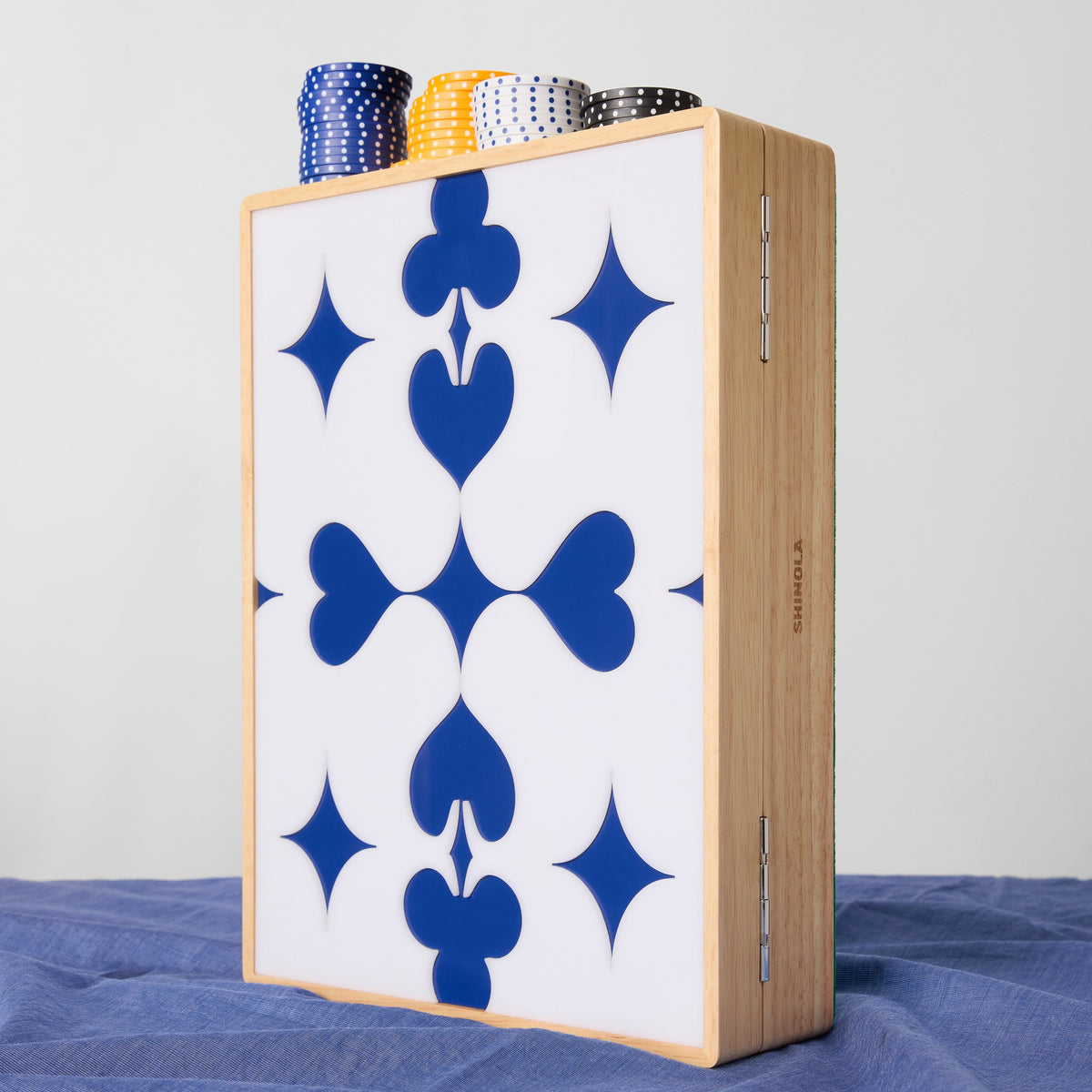 Lacquered Wood Poker Set - Cream / Blue