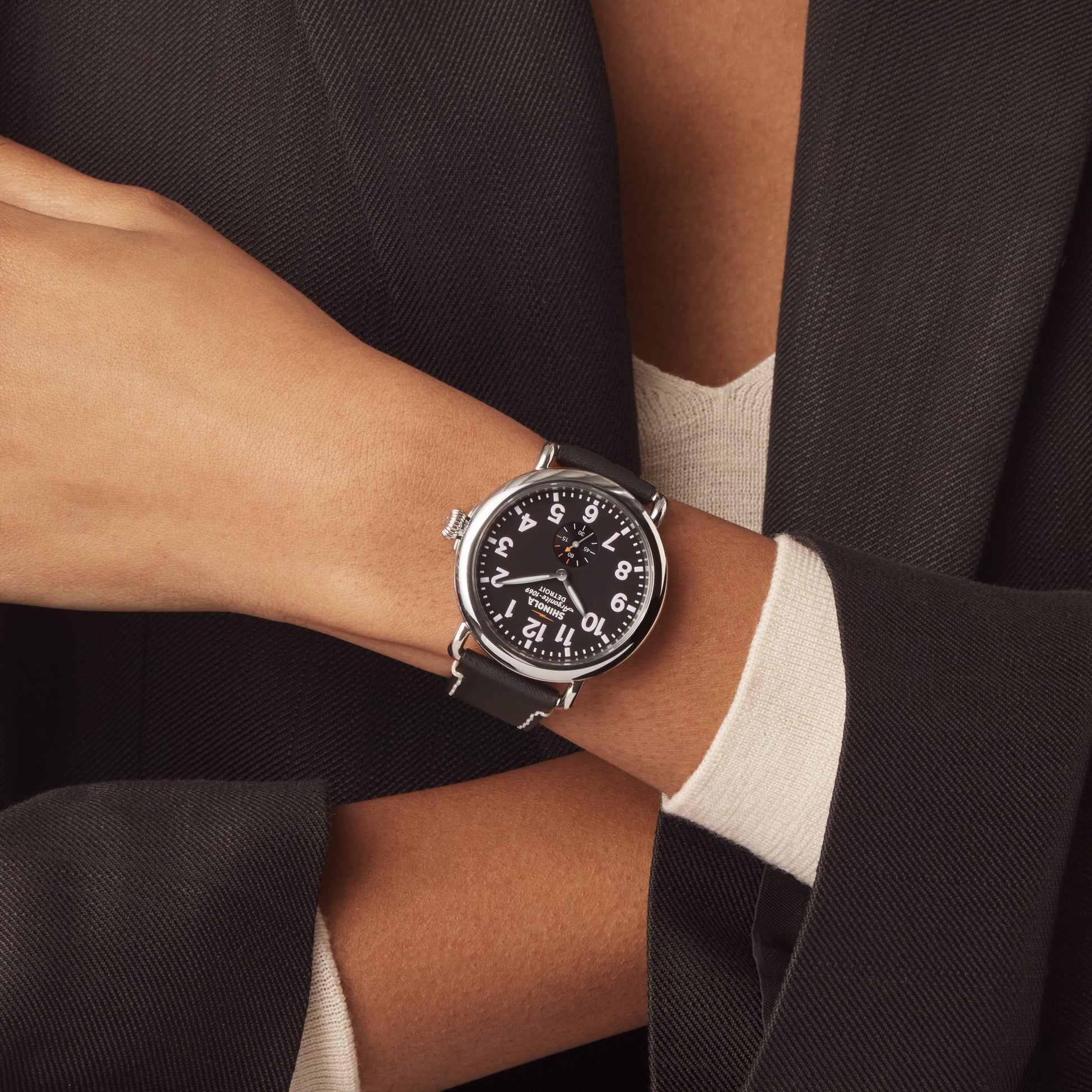 Shinola Runwell 47mm crown location