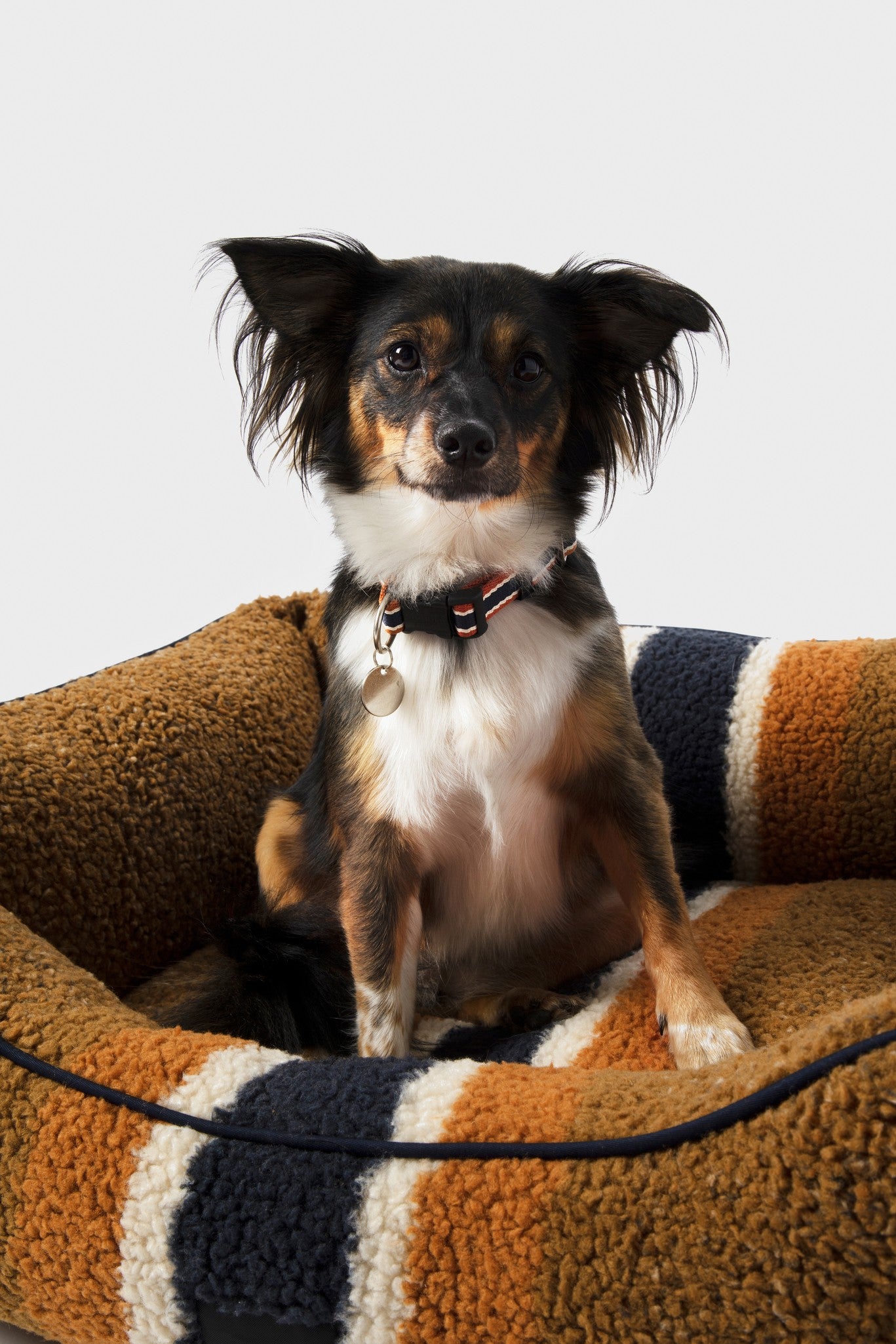 Kuddle Dog Bed - Stripe Brown